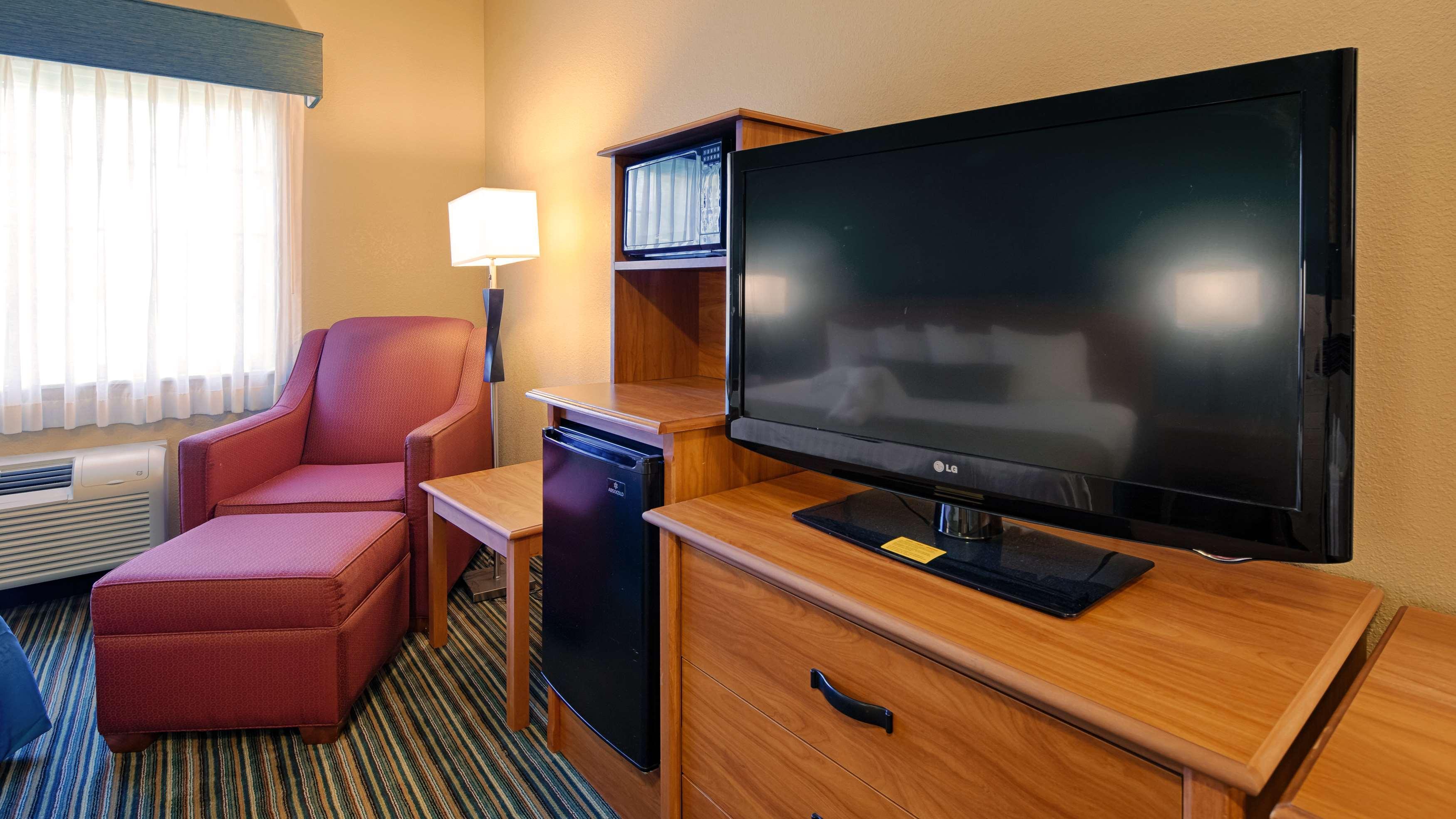 Best Western Governors Inn And Suites Wichita Exteriör bild