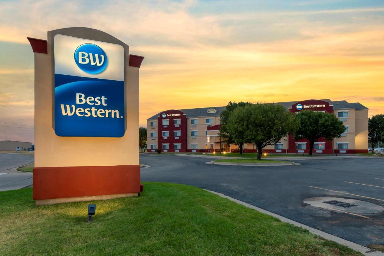 Best Western Governors Inn And Suites Wichita Exteriör bild