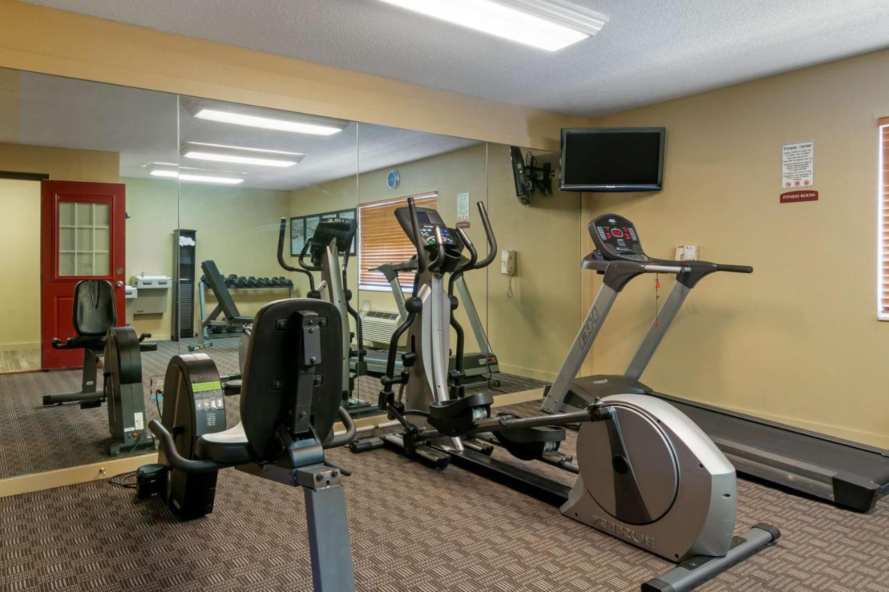 Best Western Governors Inn And Suites Wichita Exteriör bild